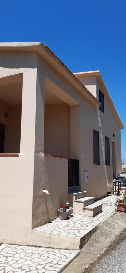 Casa Vacanza Costa Rossa Vista Mare Trinita d'Agultu e Vignola Bagian luar foto