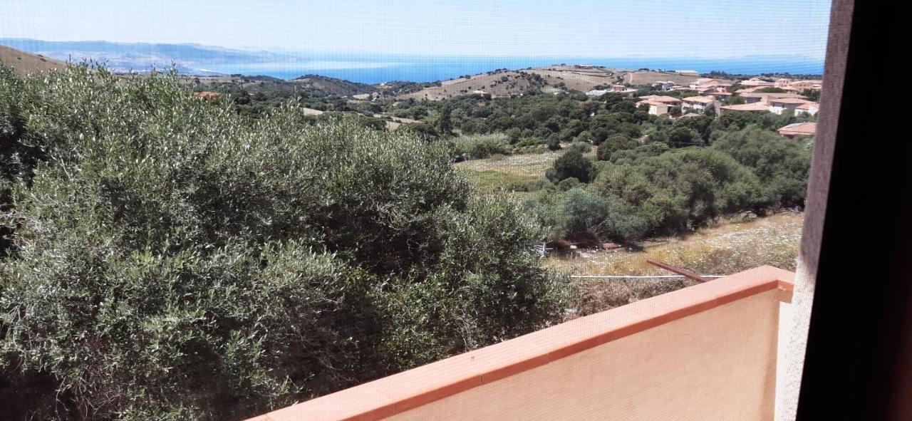 Casa Vacanza Costa Rossa Vista Mare Trinita d'Agultu e Vignola Bagian luar foto