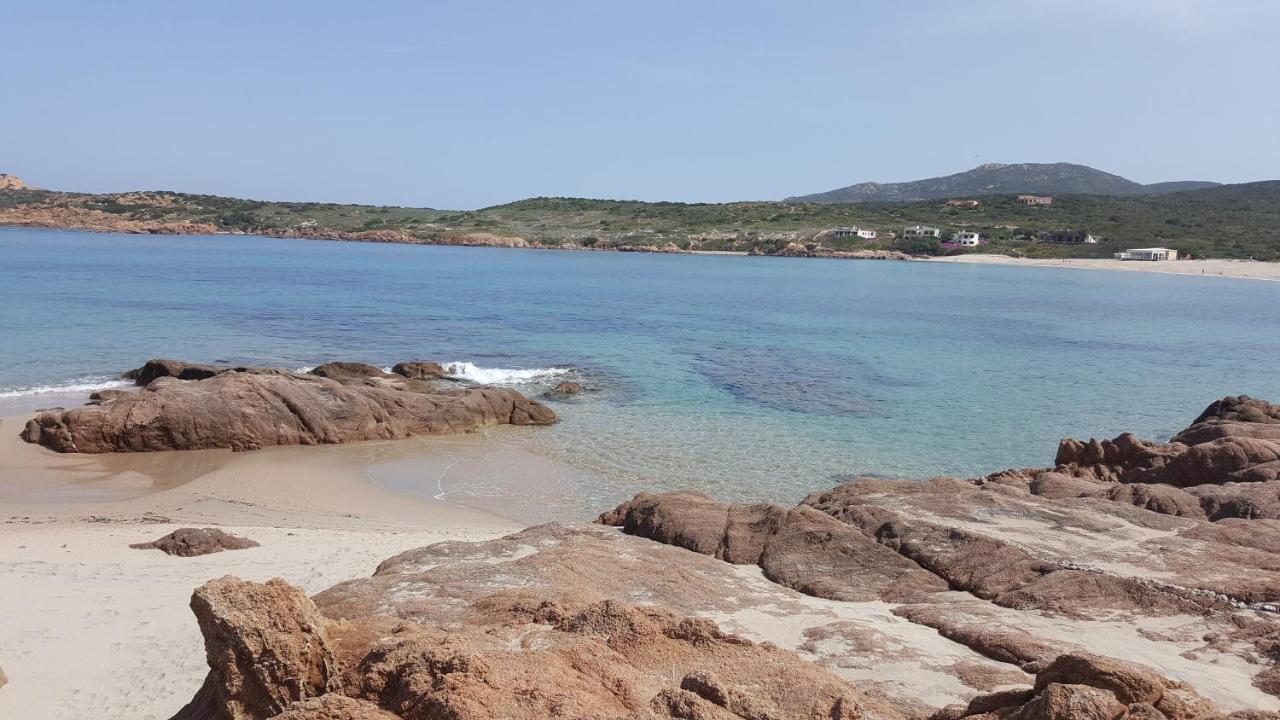 Casa Vacanza Costa Rossa Vista Mare Trinita d'Agultu e Vignola Bagian luar foto